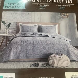 NWT URBAN HABITAD COVERLET SET